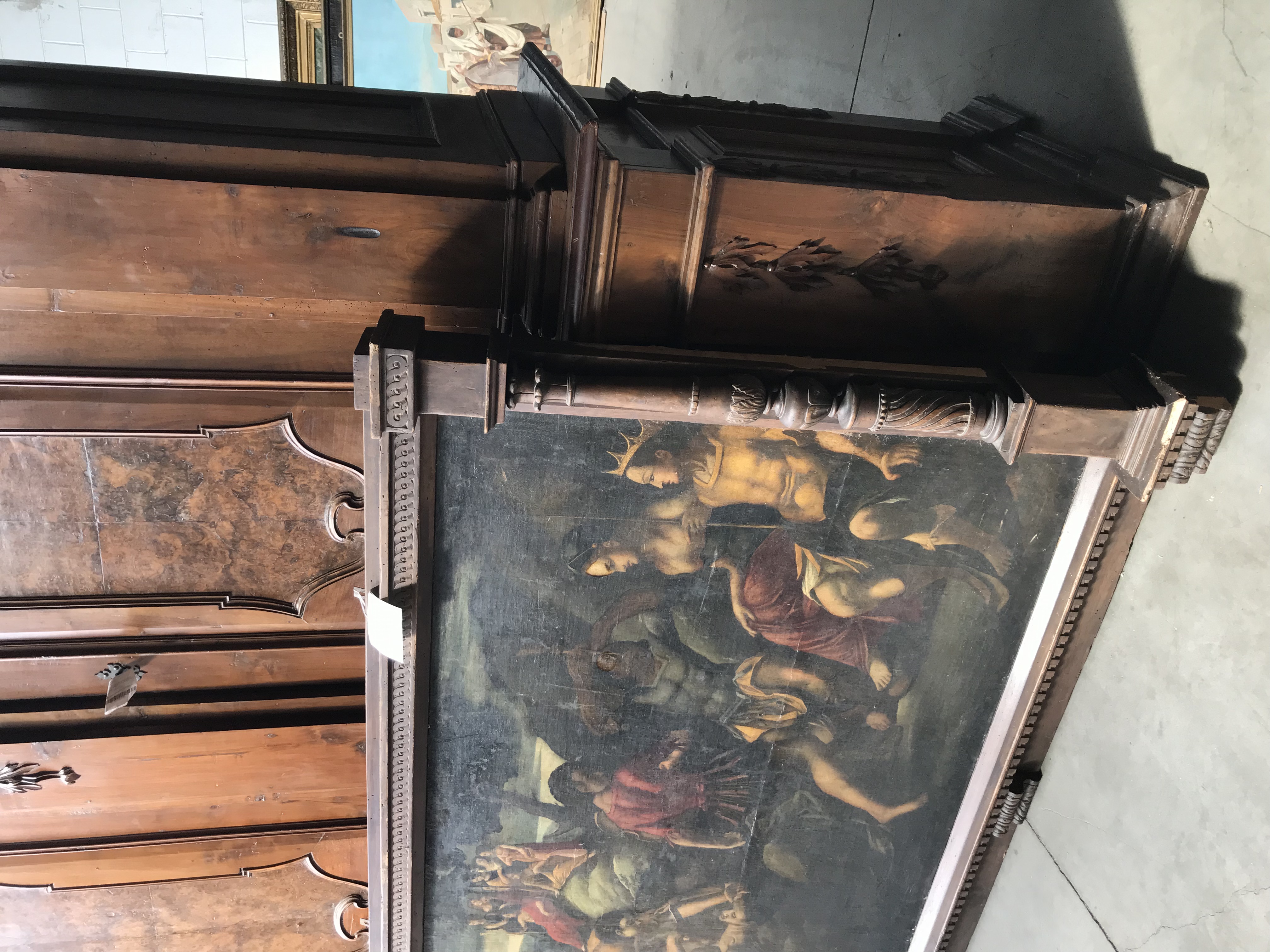 magazzini aperti di mano in mano antiquariato